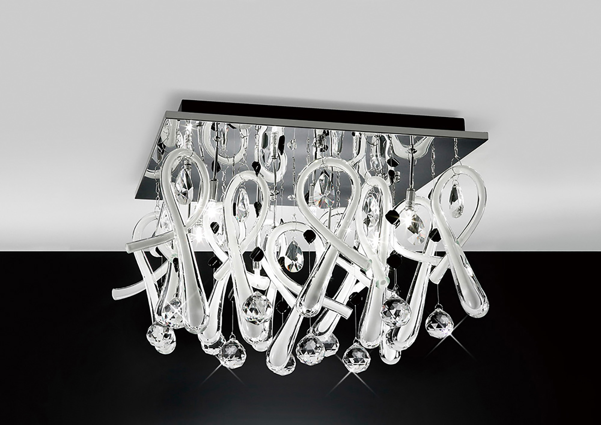 IL50384  Class Crystal  Flush Ceiling 10 Light